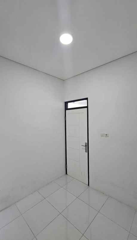 dijual rumah minimalis di antapani kota bandung