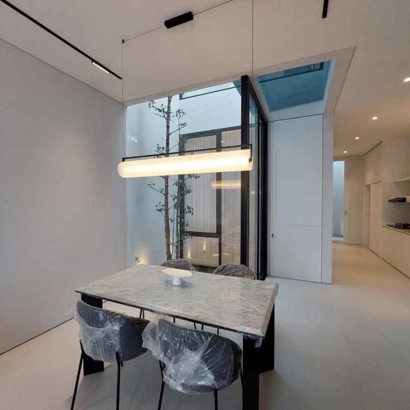 dijual rumah mojoarum