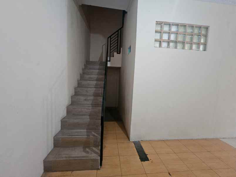 dijual rumah murah di duta bumi harapan indah bekasi