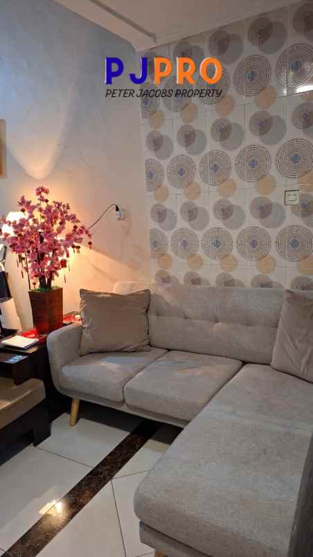 dijual rumah mutiara gading city