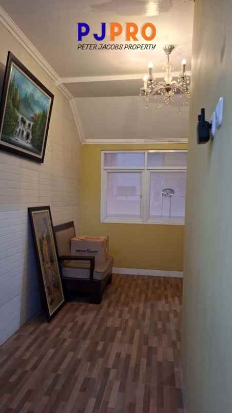 dijual rumah mutiara gading city