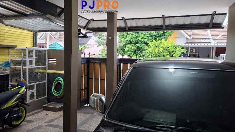 dijual rumah mutiara gading city
