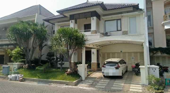 dijual rumah pakuwon city laguna regency