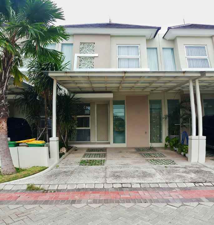 dijual rumah pakuwon city suvadiva