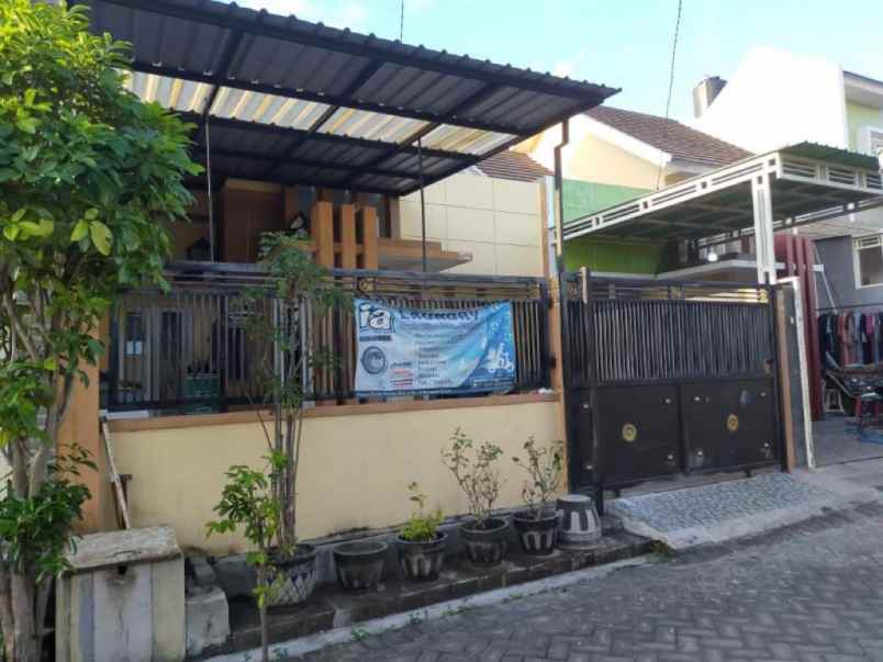 dijual rumah palem pertiwi menganti