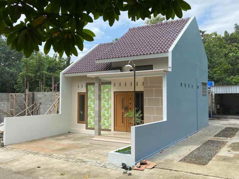 dijual rumah panak