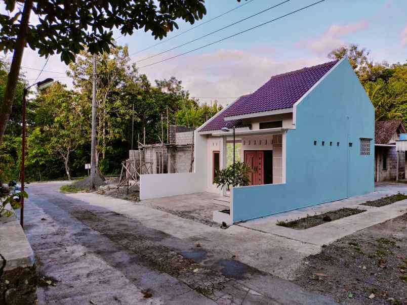 dijual rumah panak