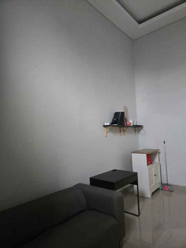 dijual rumah parung bogor