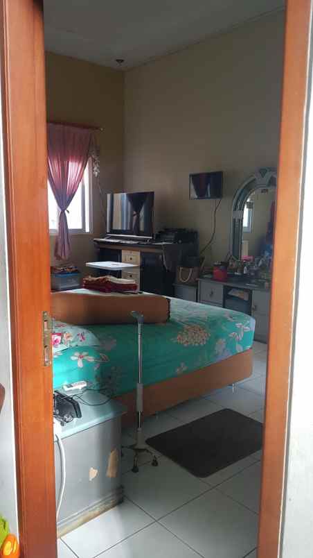 dijual rumah penjaringan sari