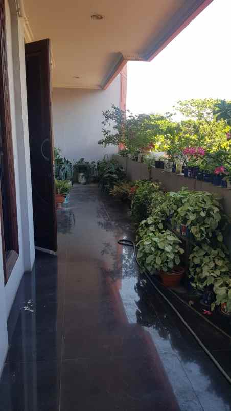 dijual rumah penjaringan sari