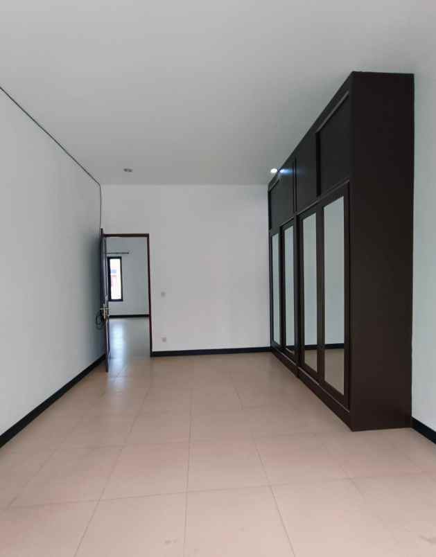 dijual rumah permata hijau kebayoran lama