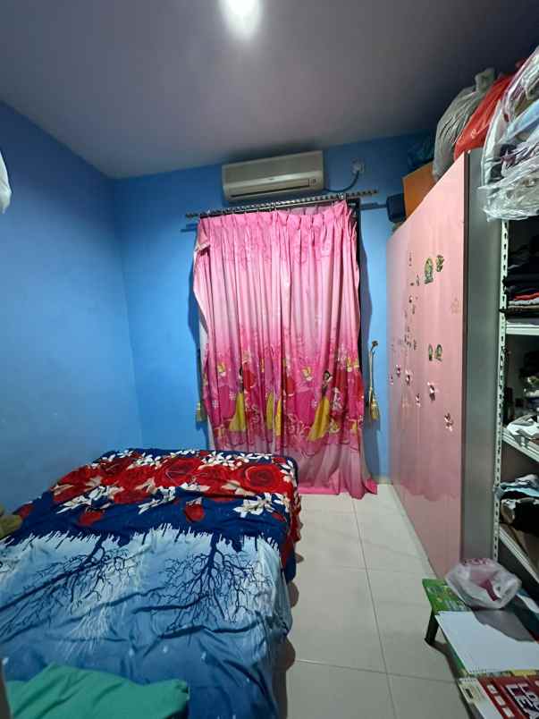 dijual rumah permata regency