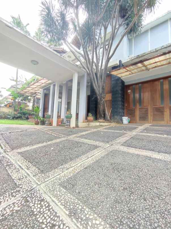 dijual rumah perumahan bukit pratama