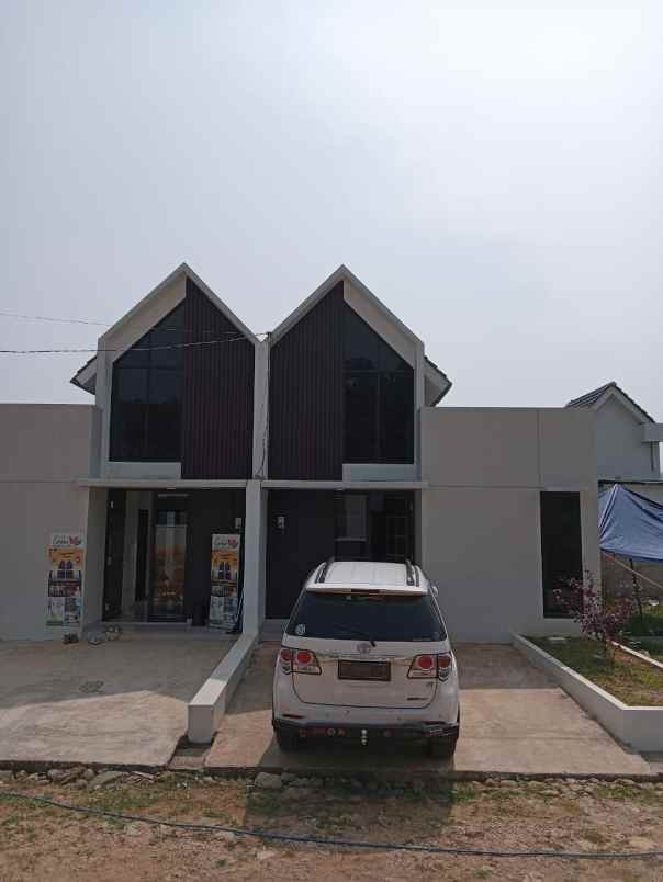 dijual rumah perumahan green semesta city