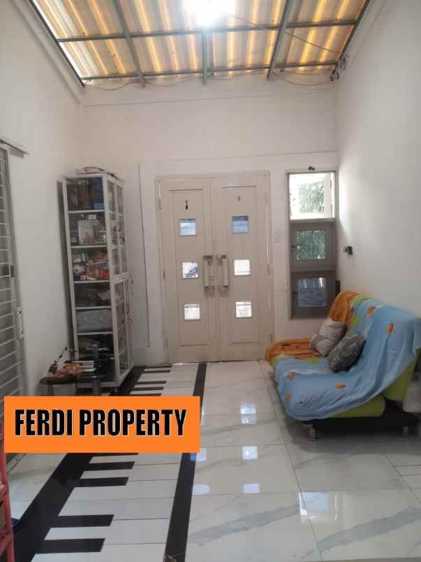 dijual rumah perumahan metland cileungsi