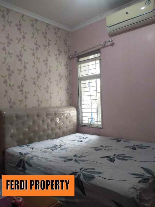 dijual rumah perumahan metland cileungsi