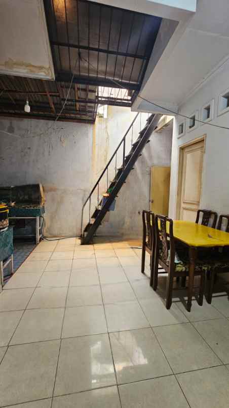 dijual rumah perumahan metland menteng