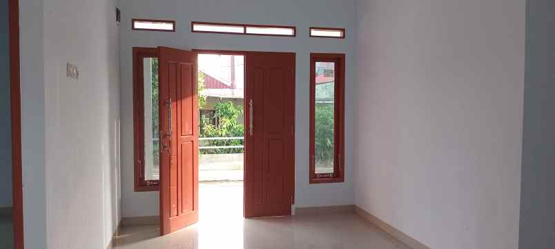 dijual rumah perumahan villa raya