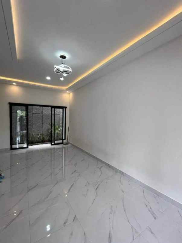 dijual rumah ploso kuning minomartani