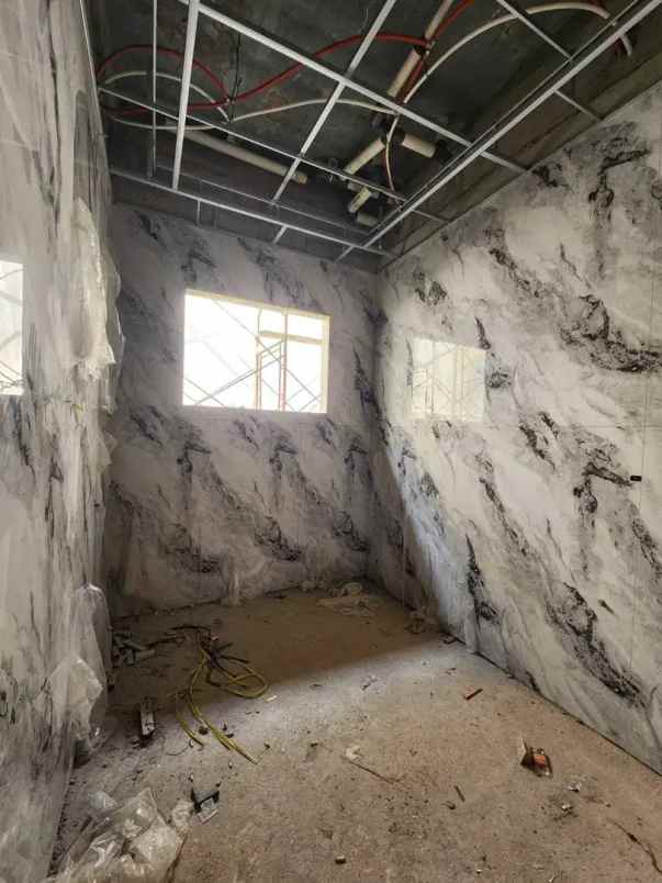 dijual rumah puri indah jl kembangan