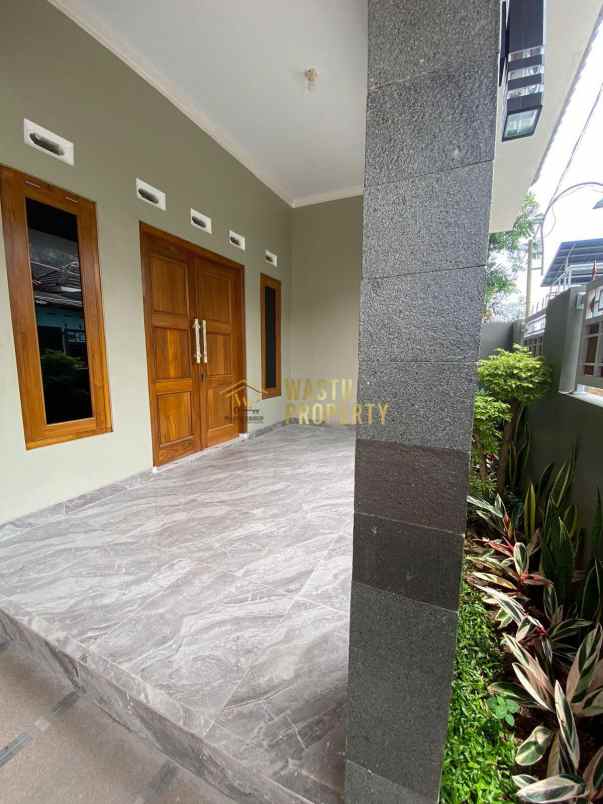 dijual rumah purwomartani