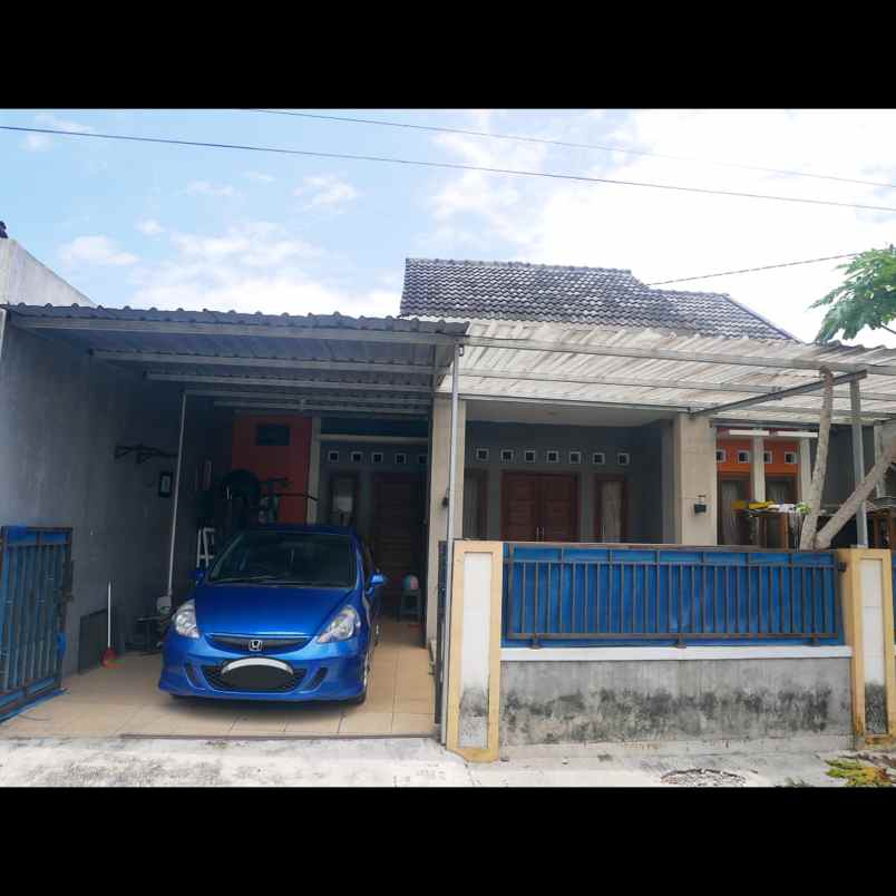 dijual rumah purwomartani kalasan