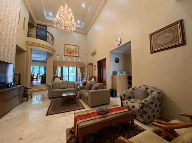 dijual rumah ragunan