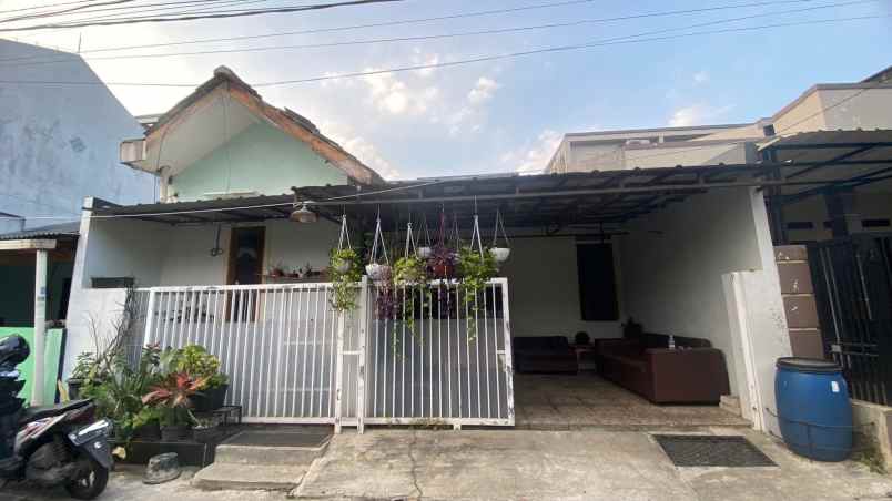 dijual rumah rangkapan jaya baru kec