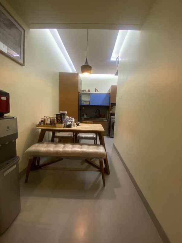 dijual rumah rapi siap huni di citraland cibubur