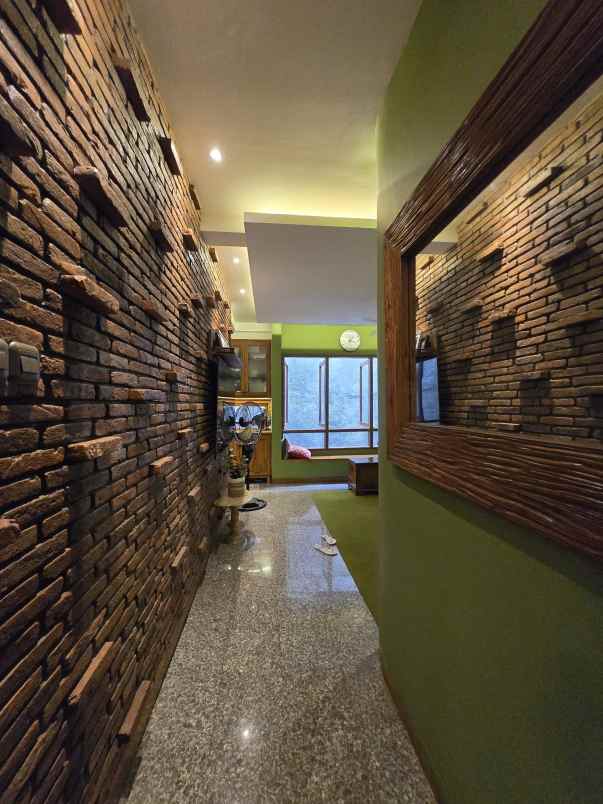 dijual rumah rawamangun