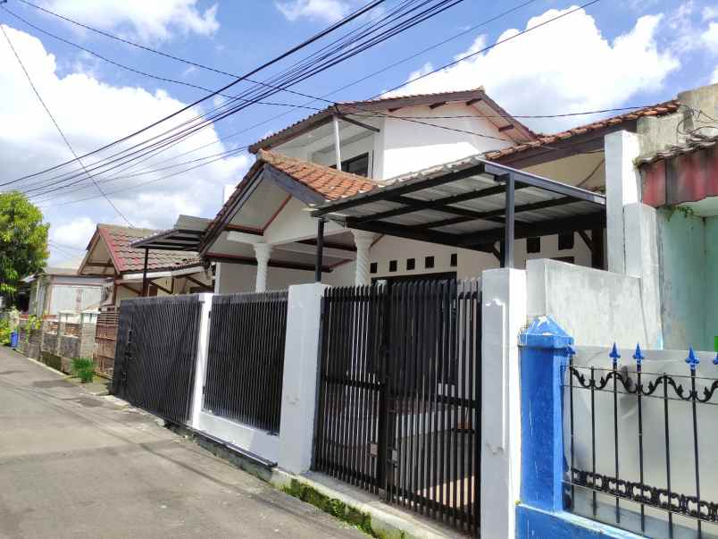 dijual rumah riungbandung