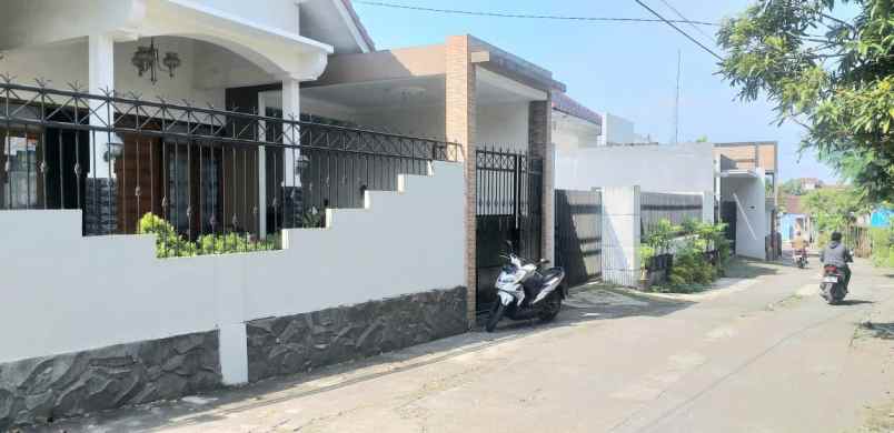 dijual rumah sardonoharjo ngaglik