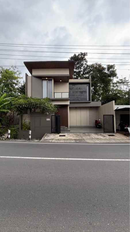 dijual rumah sariharjo ngaglik sleman