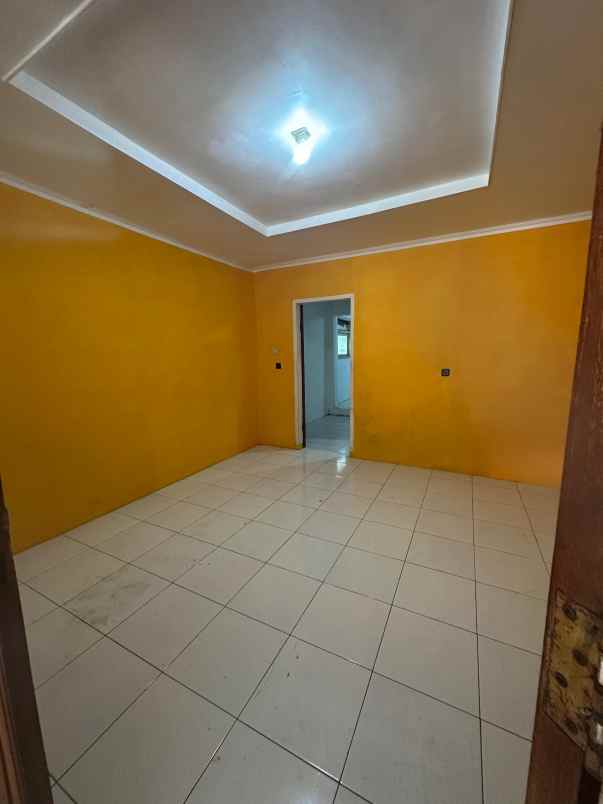 dijual rumah sariwangi