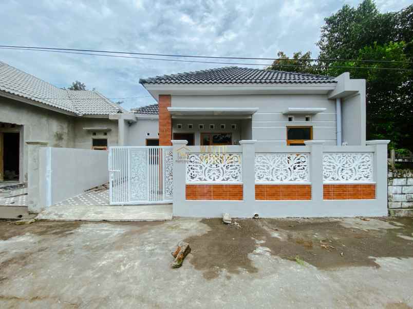 dijual rumah selomartani kalasan sleman