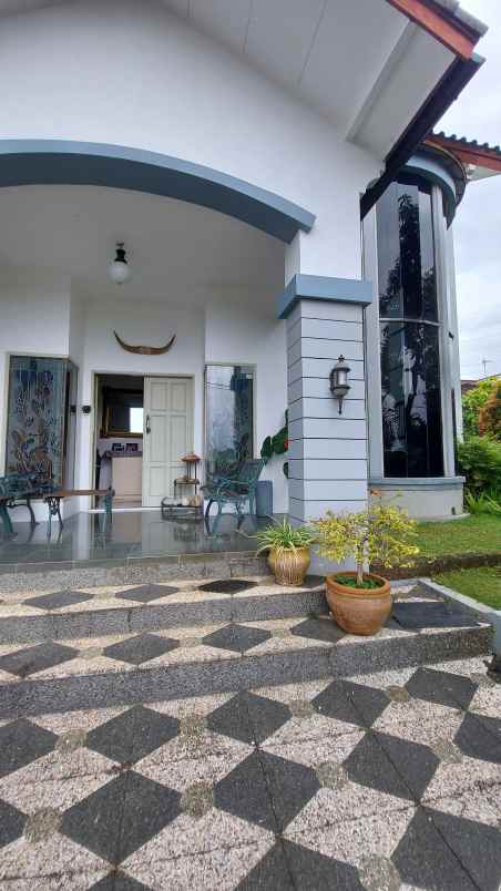 dijual rumah setiabudi bandung utara