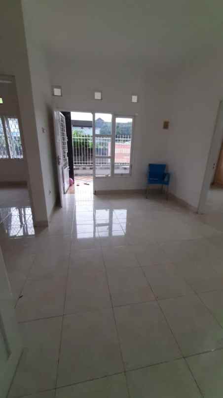 dijual rumah seturan babarsari depok