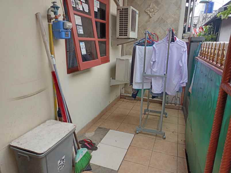 dijual rumah siap huni beji depok