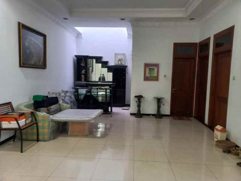 dijual rumah siap huni di dharmahusada indah timur