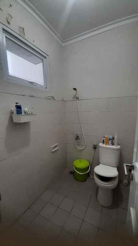 dijual rumah siap huni di sakura regency bekasi