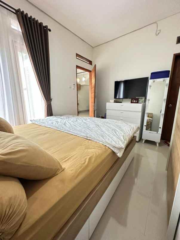 dijual rumah sidakarya renon