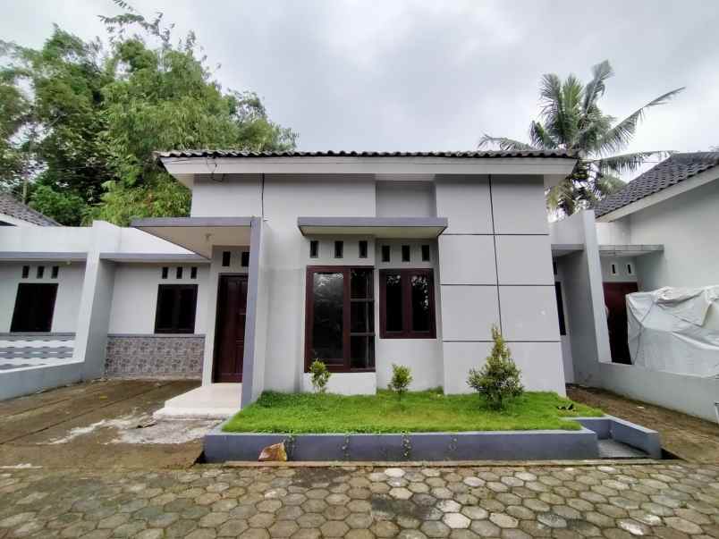 dijual rumah sidorejo kemiri mojosongo