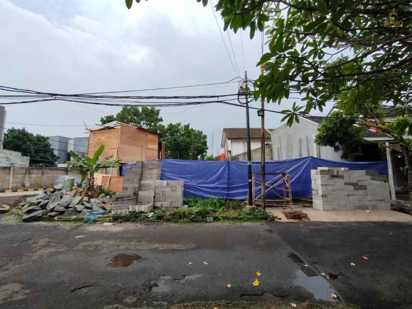 dijual rumah sip636