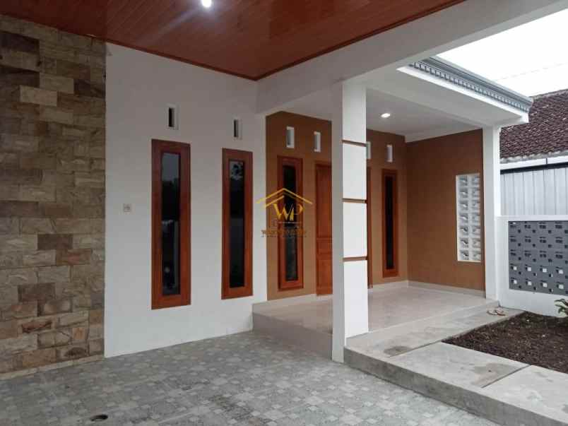 dijual rumah srimulyo piyungan bantul