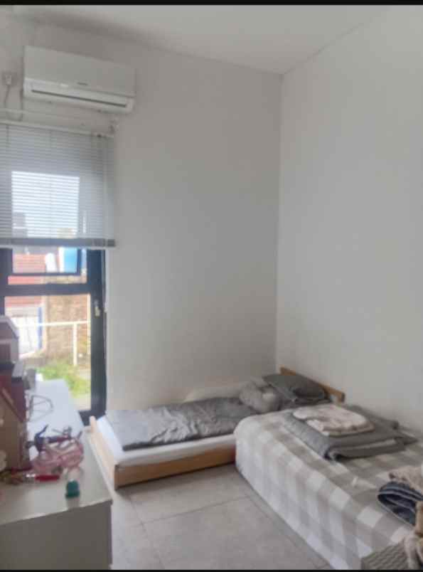 dijual rumah style japan 2 lantai arcamanik