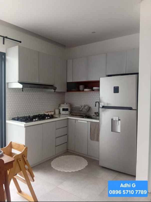 dijual rumah style japan 2 lantai arcamanik