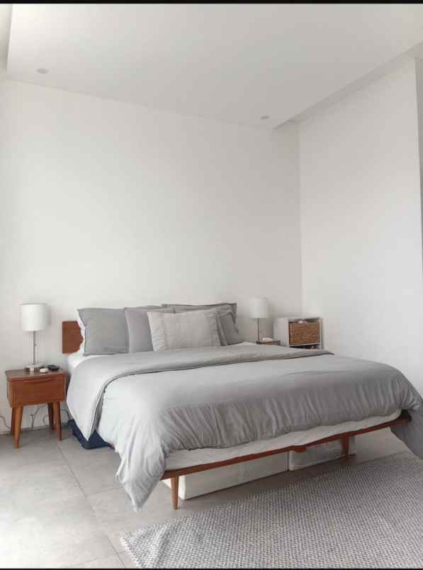 dijual rumah style japan 2 lantai arcamanik