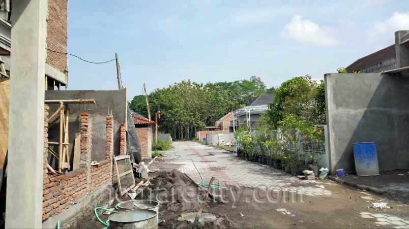 dijual rumah sukoharjo ngaglik sleman