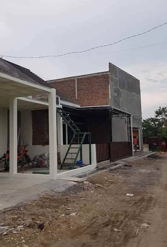 dijual rumah syuhada