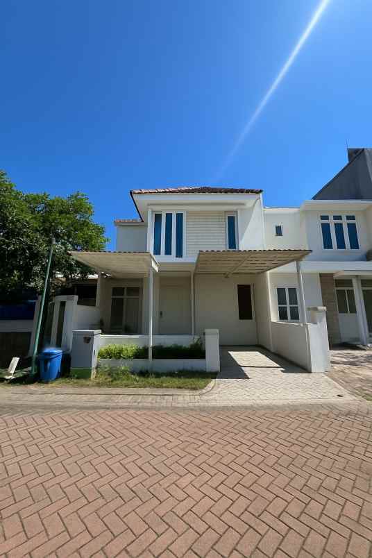 dijual rumah taman puspa raya citraland